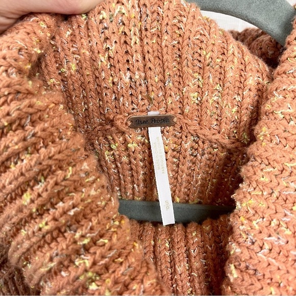 Free People Leo Cowl Neck Oversize Sweater Tunic Orange Speckled Drapey Pullover - Picture 6 of 6